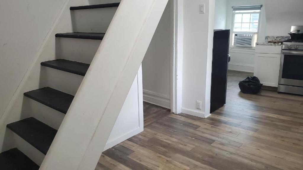 Gorgeous Victorian House!! Entire Suite In Sam'S Home New York Ruang foto